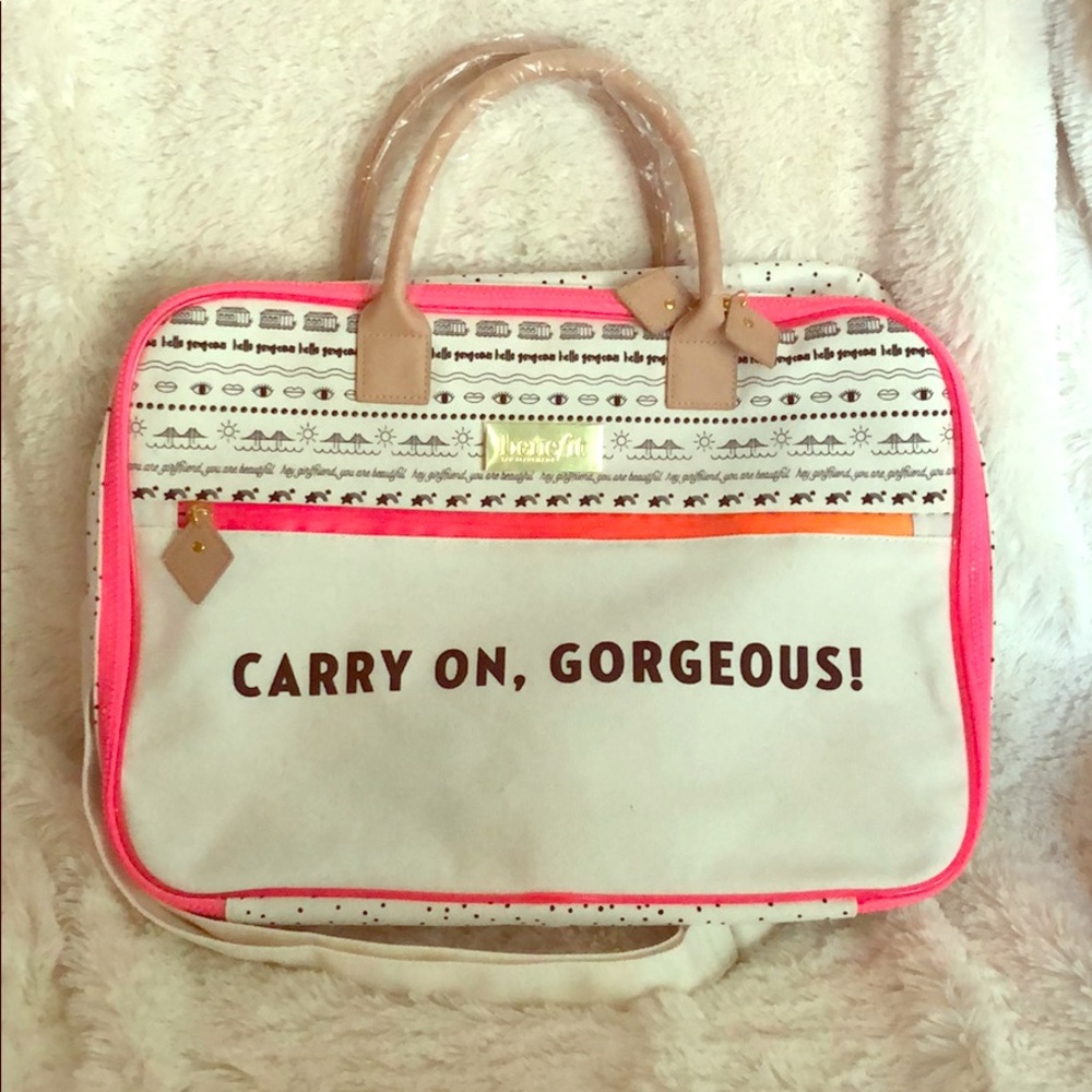 Benefit laptop/weekender bag